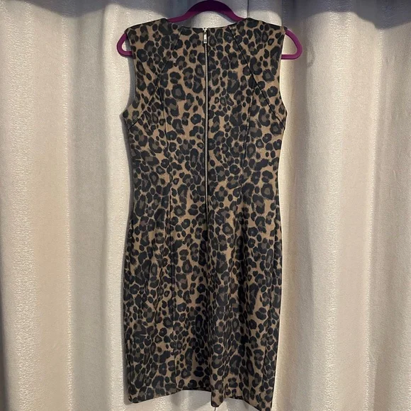 TOMMY HILFIGER LEOPARD FAUX SUEDE SCUBA SHEATH DRESS - Picture 7 of 7